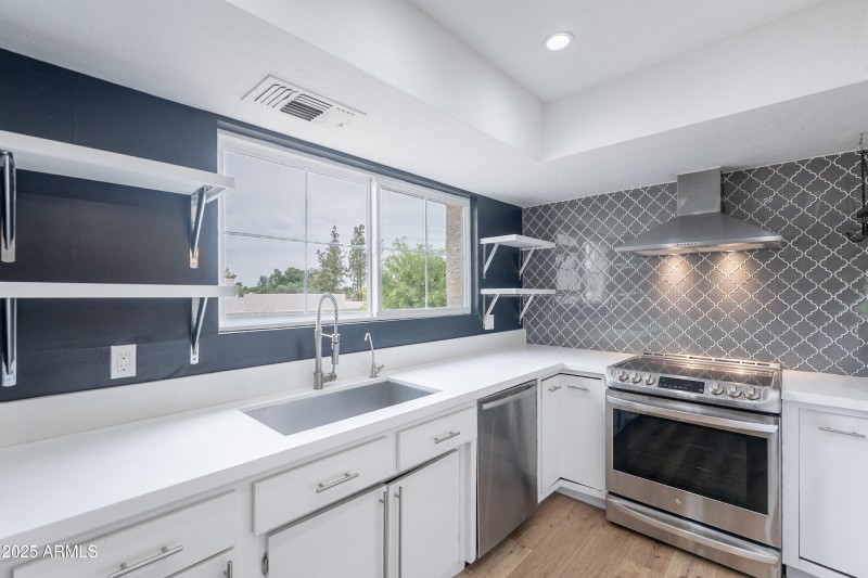 007_Upgraded Kitchen