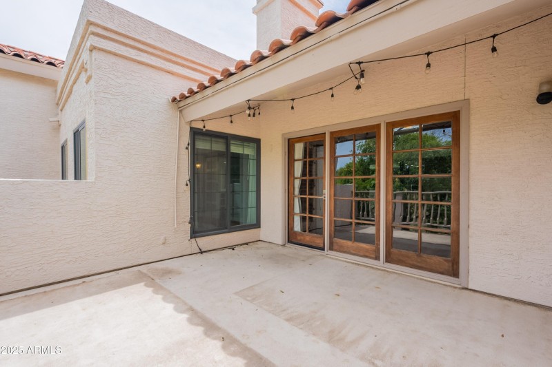 034_Exterior Patio -Golf course View