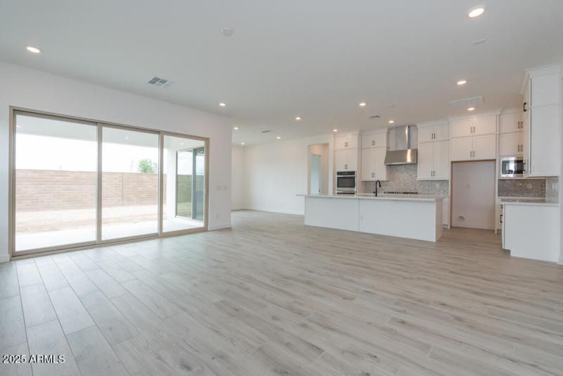 Tri Pointe Waterston Central 385 - Great