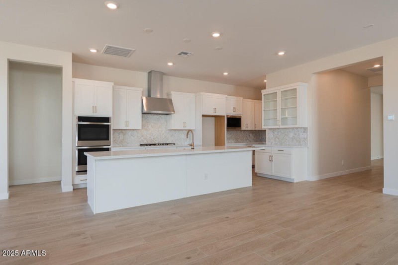 Tri Pointe Waterston Central 386 -Kitche