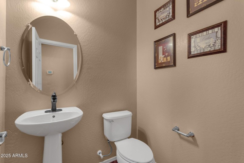 1/2 bath