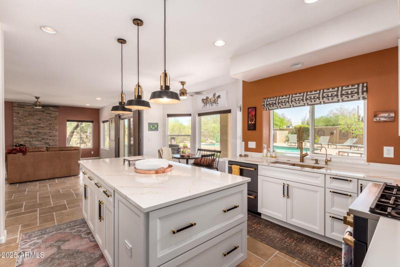 24 - Rancho Caliente