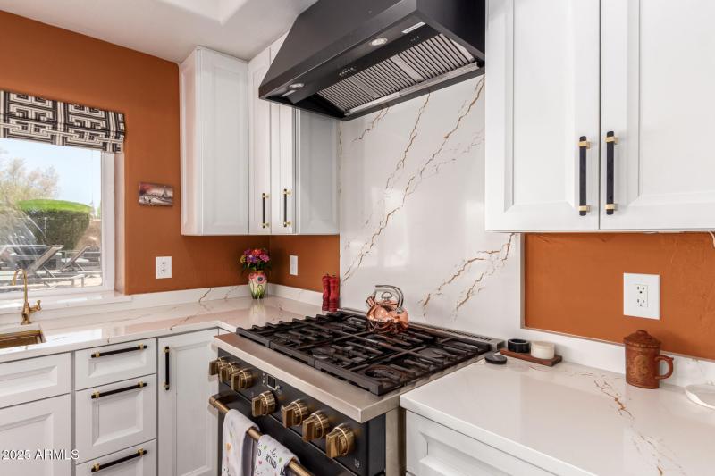 25 - Rancho Caliente