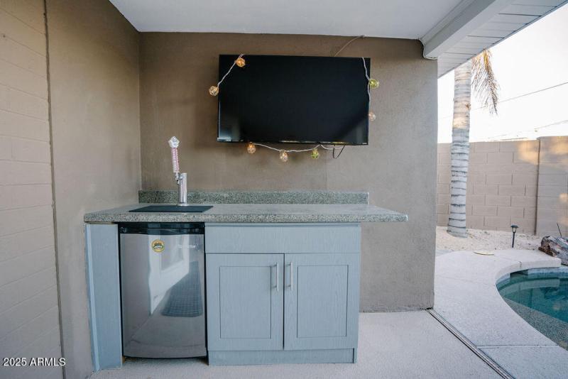 Outdoor Entertainment