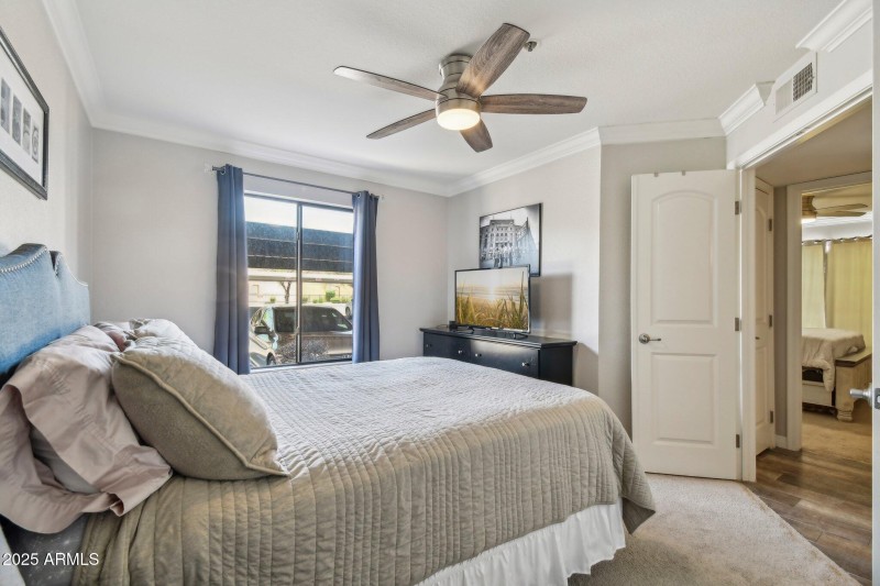 18-web-or-mls-E Campbell Ave 107-1405-01