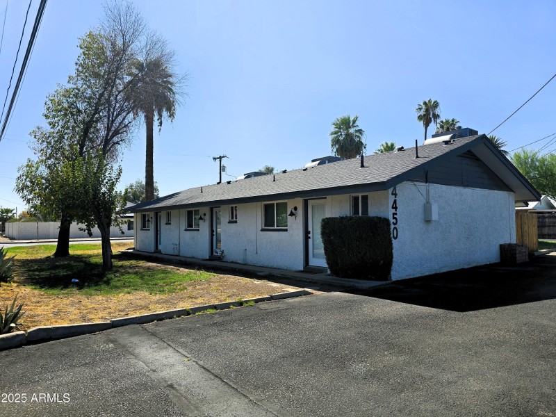 4450 Front side view