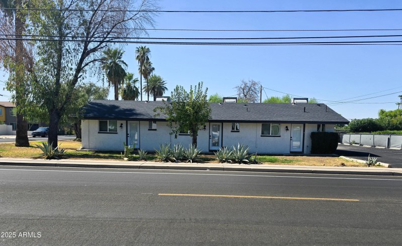 4450 Front street view