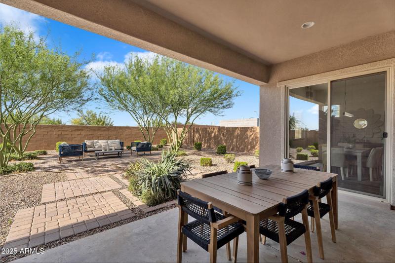 63-web-or-mls-21934 E lords Court-54