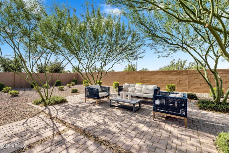 65-web-or-mls-21934 E lords Court-56