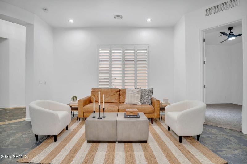 7-web-or-mls-4756 E Ironhorse Rd-07