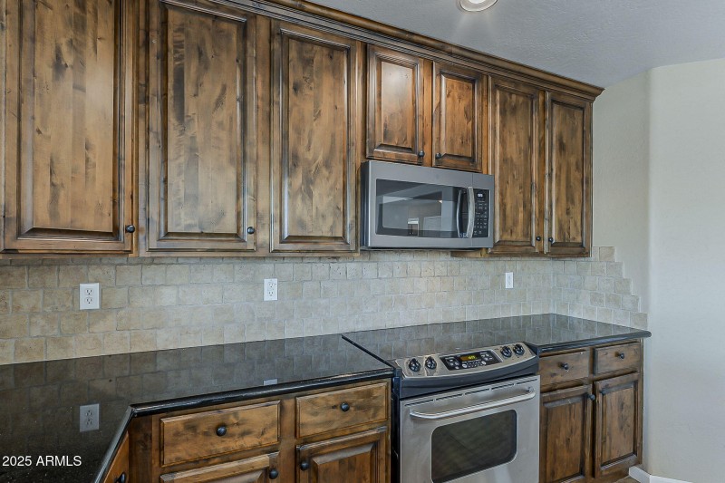 19-web-or-mls-Jade-19