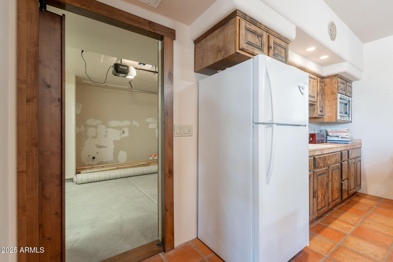 049_CasitaSecret Door to 4th Garage