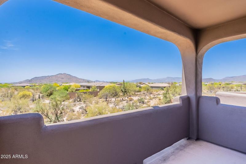 064_Gorgeous Views from Upper Deck