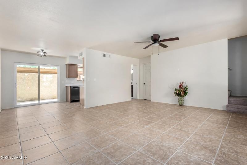 SLIDING DOOR TO PRIVATE PATIO