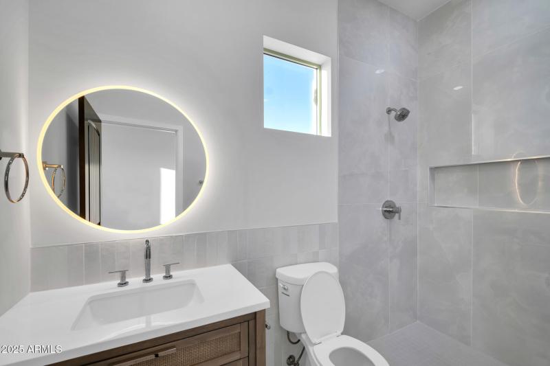 22548 W Huntington Dr-22_(2048)