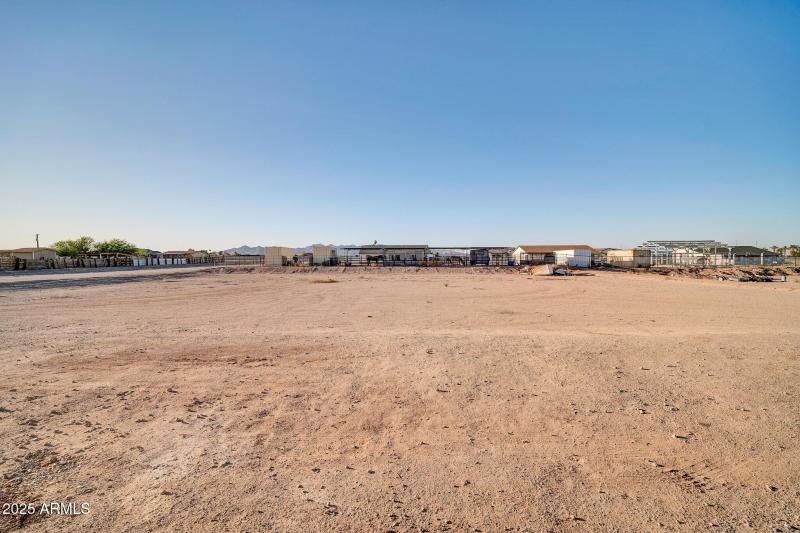 22548 W Huntington Dr-43_(2048)