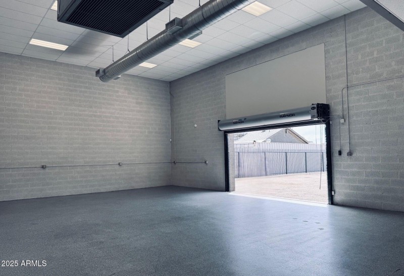 1016 E Indian School Rd - Brochure