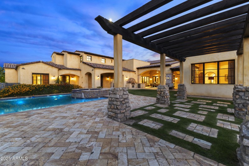 Tranquil backyard