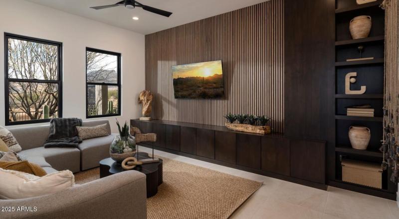 Windgate Desert Contemporary