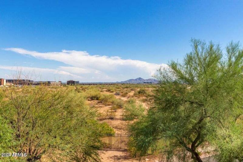 19777 N 76th St, Unit 3237