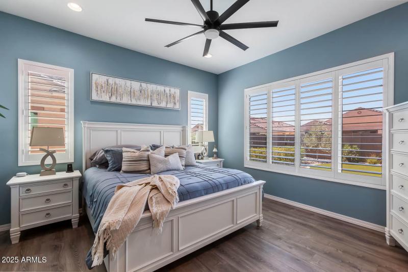 8127-Autumn-Vista-22