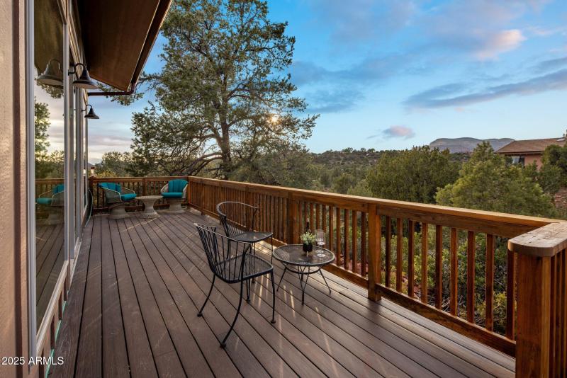 PRIVATE DECK OFF CASITA