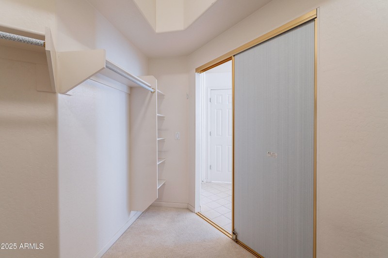 Walk-in Closet