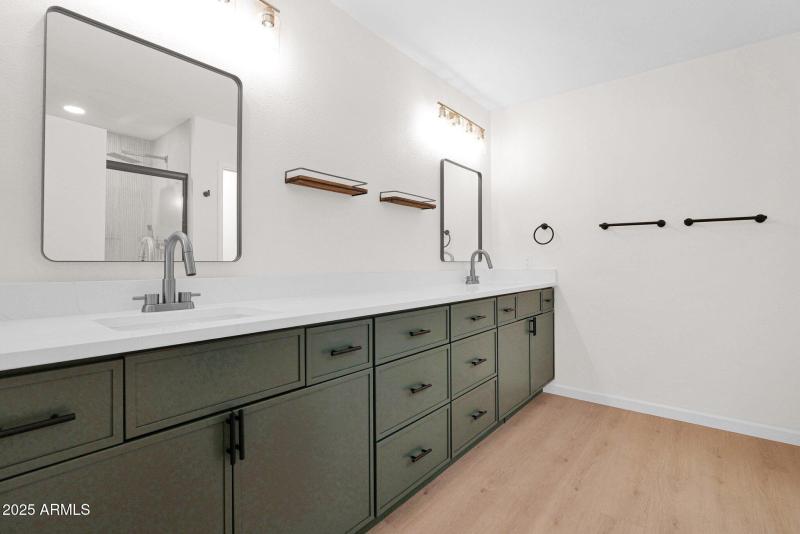 29-web-or-mls-P1211358