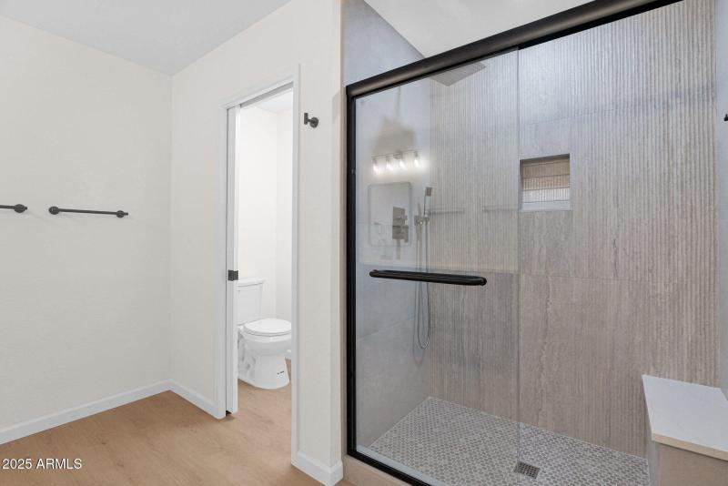 30-web-or-mls-P1211359