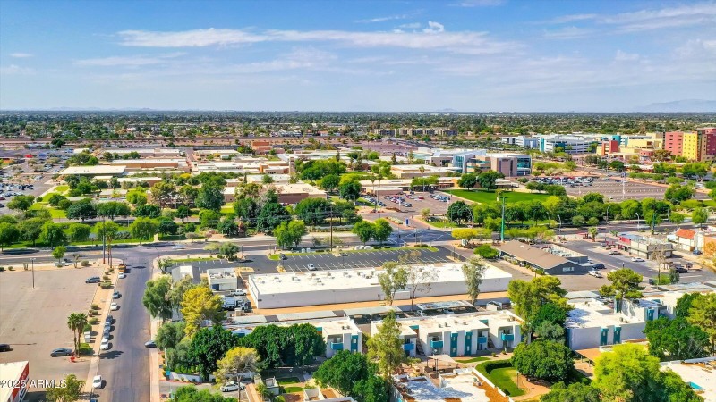 1840 W Southern Avenue