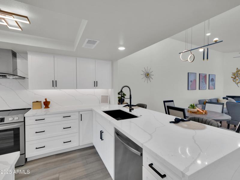 03-3401 N 37th Drive RESHOOT-3