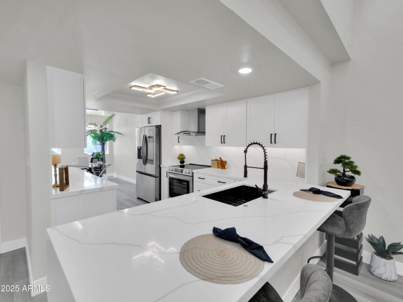 08-3401 N 37th Drive RESHOOT-8