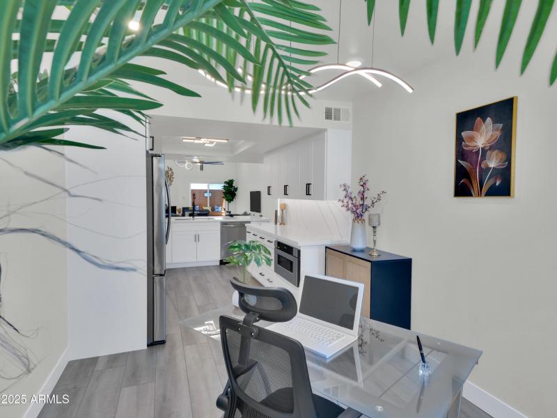 11-3401 N 37th Drive RESHOOT-11