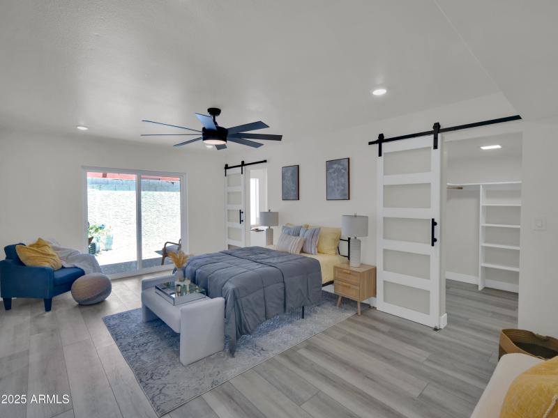 18-3401 N 37th Drive RESHOOT-18