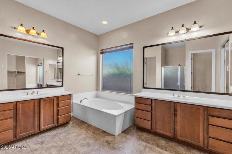 30-6886_W_Mazatal_Dr15