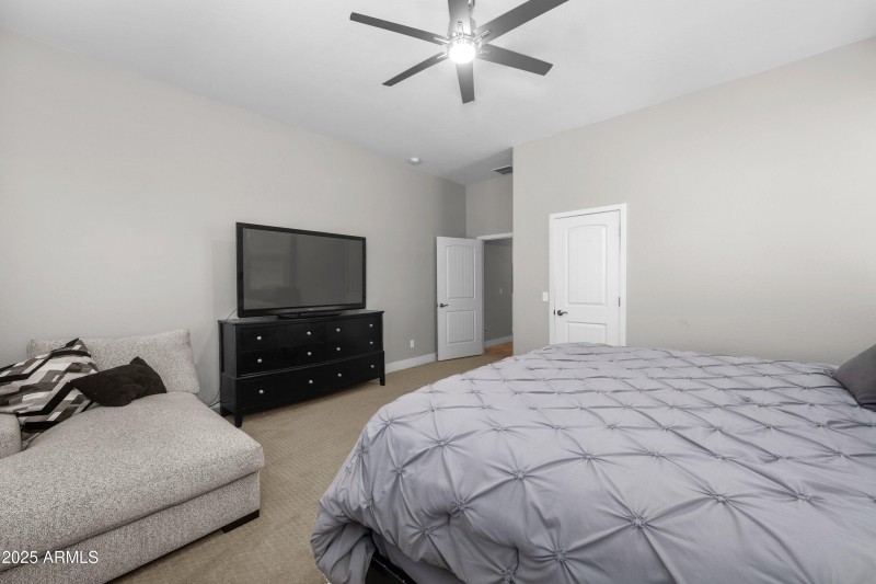 34-30639-N-Dorado-Ct-33