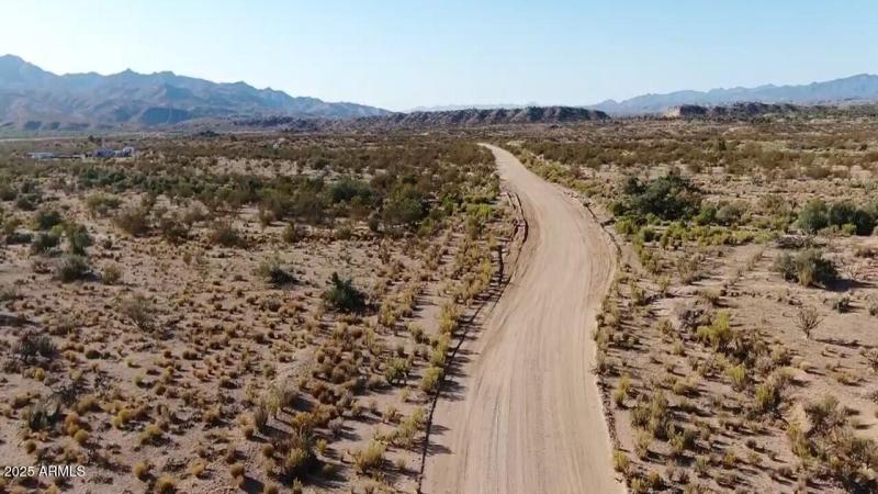 Looking south along Silverado Parkway