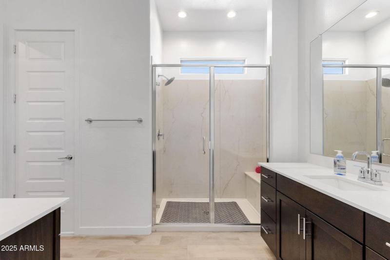 22-web-or-mls-3885-kenley-ln