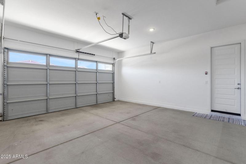 28-web-or-mls-3885-kenley-ln