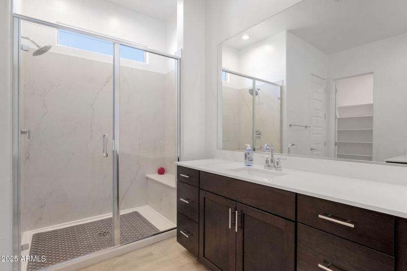 20-web-or-mls-3885-kenley-ln