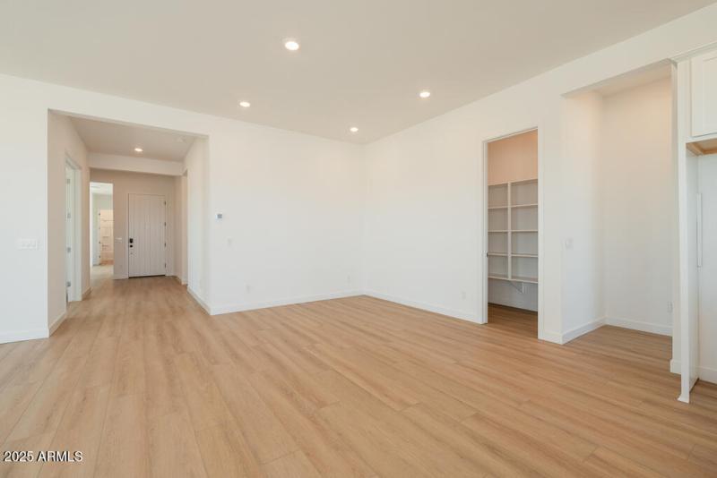 Tri Pointe Homes - Soleo 324 - Dining an