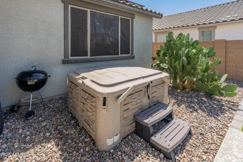 24638 N 144th Ave-41