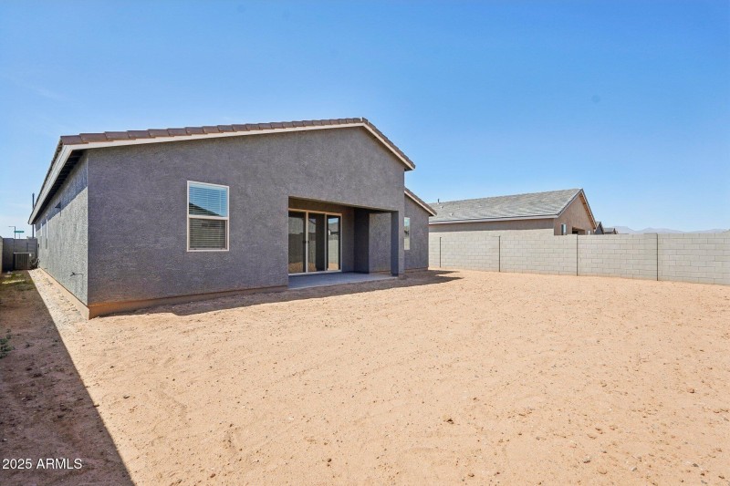 41-web-or-mls-W Cheryl Dr-1405-041