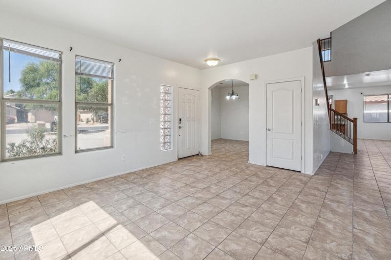 15985 W Bartlett Ave-13