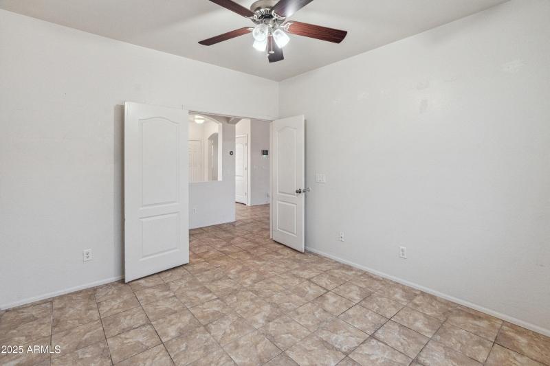 15985 W Bartlett Ave-19