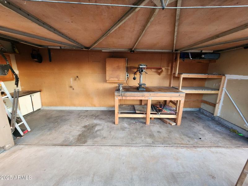 8059251855520133025garage