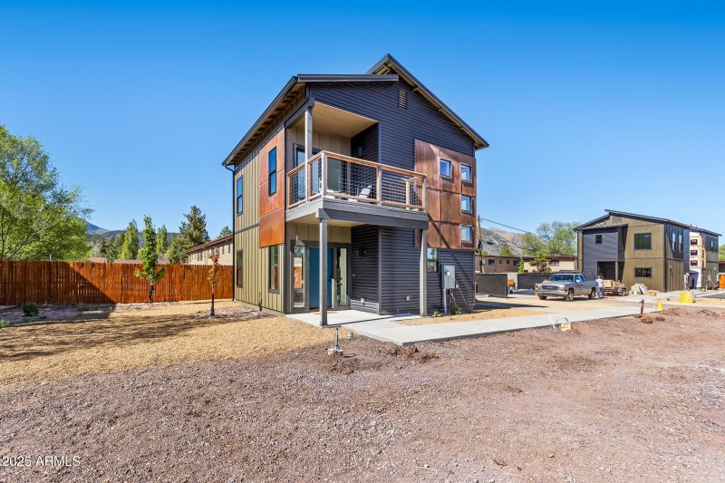302 W Oak Ave Lot 11-9
