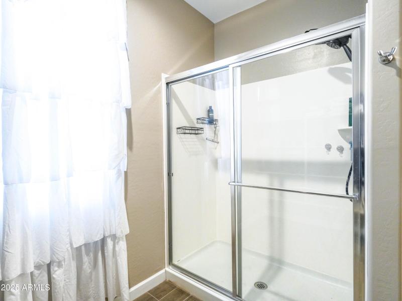 Aleutian Dr_Master Bath Shower