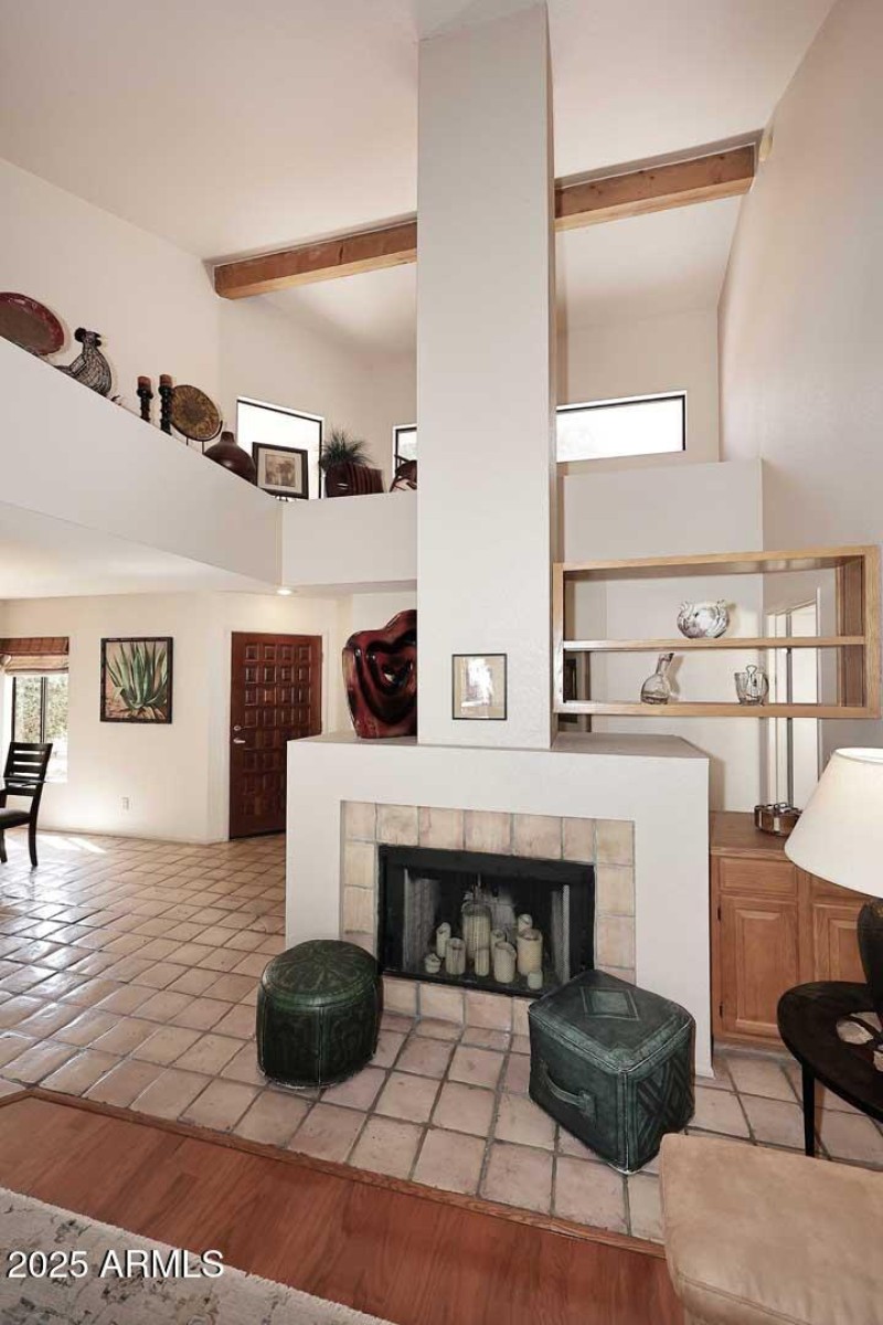 Living Room-Fireplace