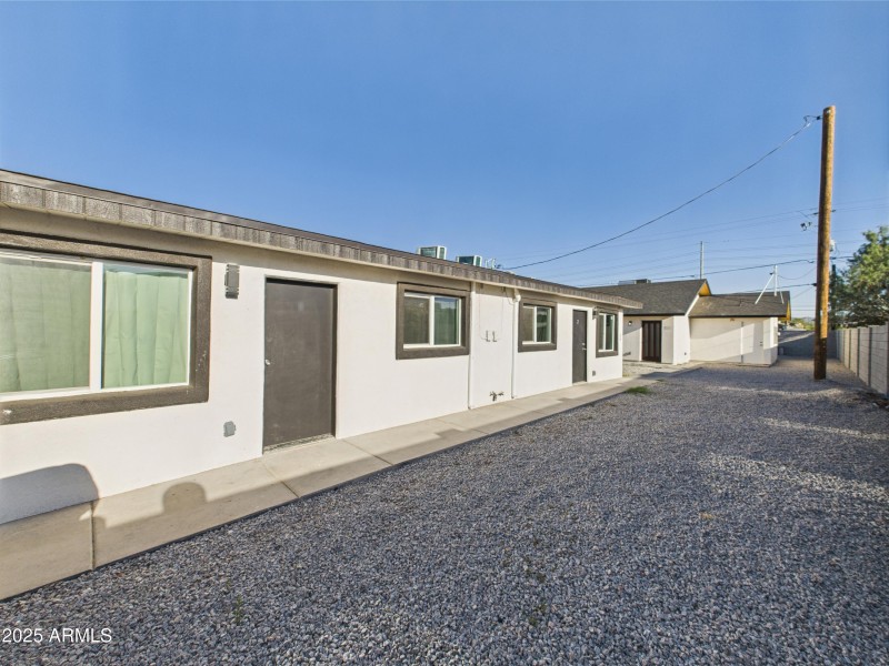 CAM04435G0-PR0016-STILL016